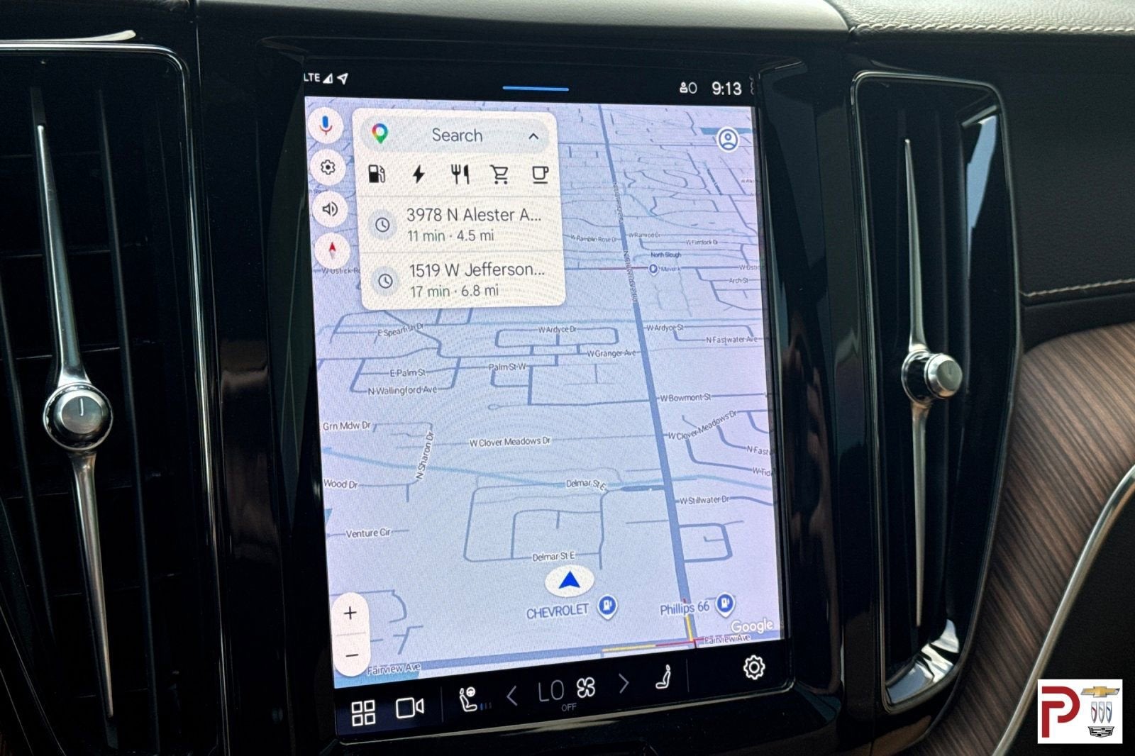 2022 Volvo XC60 Recharge Plug-In Hybrid T8 Inscription