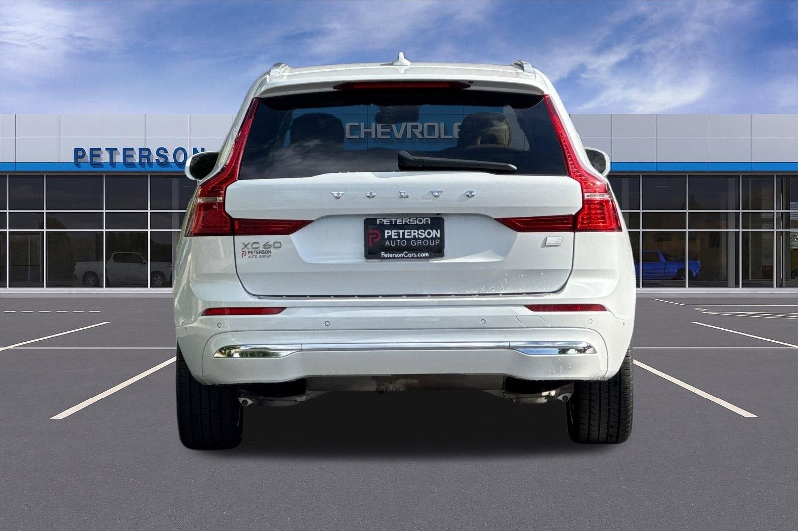 2022 Volvo XC60 Recharge Plug-In Hybrid T8 Inscription