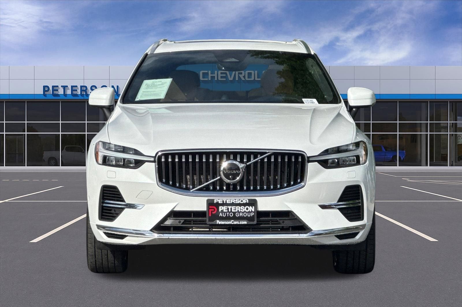 2022 Volvo XC60 Recharge Plug-In Hybrid T8 Inscription